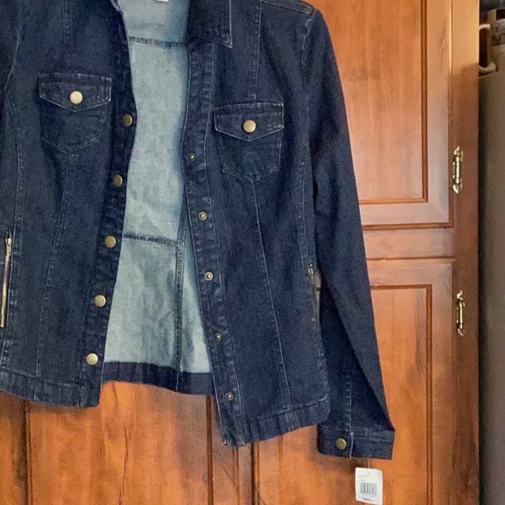 Women Jean Jacket - Picture 3 of 4